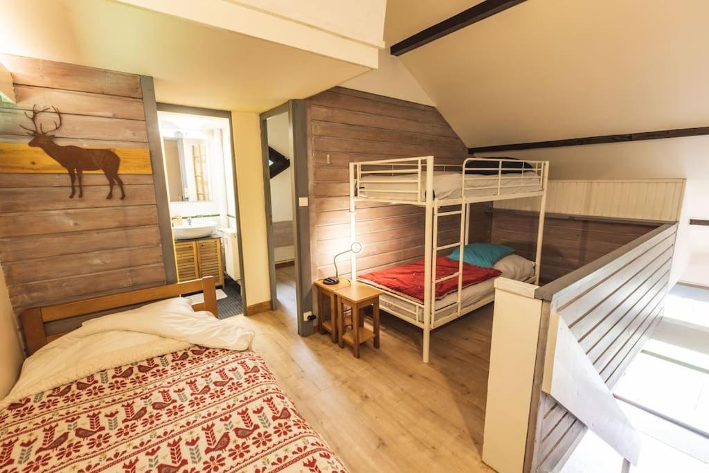 La Cabane Du Cerf A Payolle كامبان المظهر الخارجي الصورة